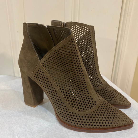 One Day Sale New Vince Camuto olive green booties - Picture 7 of 12